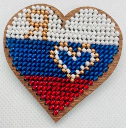 БС009-01 Набор для вышивания броши "Я люблю Россию", 5х5 см
